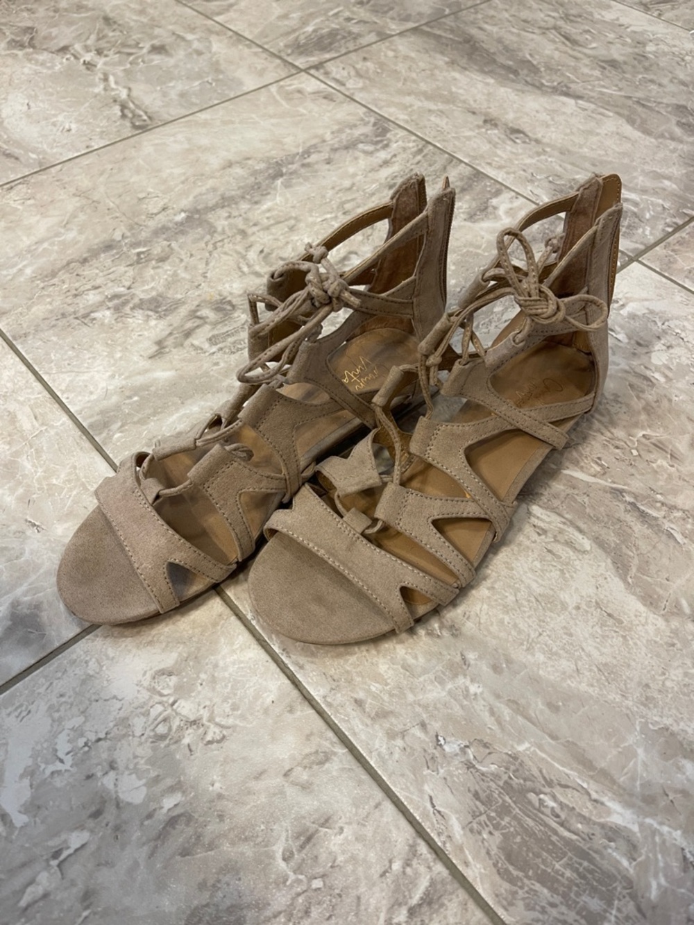 Crown Vintage Taupe Suede Lace-Up Gladiator Sandals 7.5